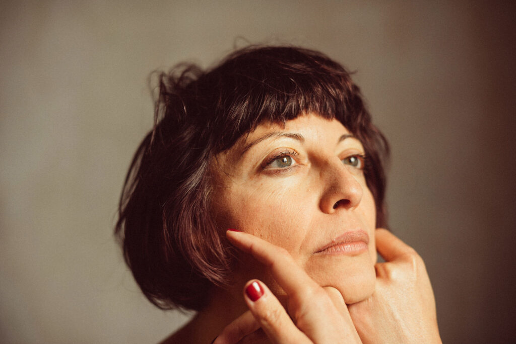 Chiara Gandolfi comedienne voix off italienne